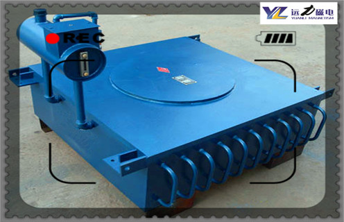 自卸式電磁除鐵器，定州RCDD-10超強自卸式電磁除鐵器安裝工作視頻_國家標(biāo)準(zhǔn)_干式輕型定州RCDD-10超強自卸式電磁除鐵器型號  