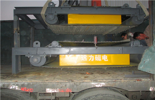 皮帶除鐵器，湖南皮帶除鐵器安裝方法_帶式強(qiáng)磁湖南皮帶除鐵器安裝方法工作原理構(gòu)造選型_廠家