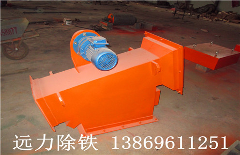 管道式永磁除鐵器，湖南管道式永磁除鐵器_遠(yuǎn)力湖南管道式永磁除鐵器應(yīng)用安裝示意圖型12000高斯_可定制工作原理