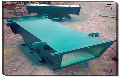 管道除鐵器，安徽管道式干法除鐵器_安徽管道式干法除鐵器廠家應(yīng)用安裝示意圖型12000高斯_可定制工作原理