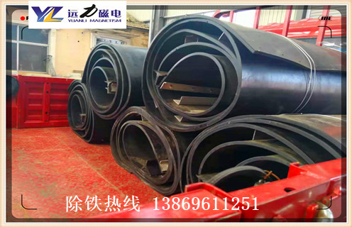 除鐵器皮帶，河北除鐵器皮帶跑偏如何調(diào)_河北除鐵器皮帶跑偏如何調(diào)怎么調(diào)整皮帶原因及如何調(diào)_刮板價格  