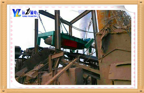 電磁自卸式除鐵器，遼寧電磁自卸式除鐵器懸掛式_技術(shù)參數(shù)_遼寧電磁自卸式除鐵器懸掛式工作原理_國(guó)家標(biāo)準(zhǔn)生產(chǎn)廠家