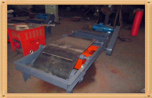 永磁管道除鐵器，湖南永磁管道除鐵器_內(nèi)部磁塊安裝方法_湖南永磁管道除鐵器型號說明書型號視頻定制供應型號價格   